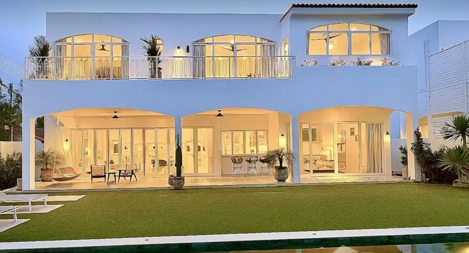 Villa en alquiler de 4 habitaciones en Mueang Phuket, Phuket