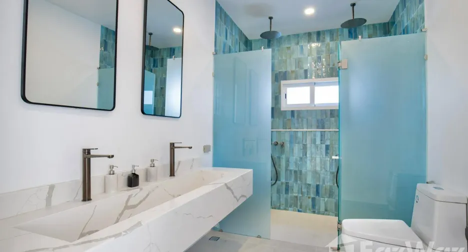 Villa en alquiler de 4 habitaciones en Mueang Phuket, Phuket