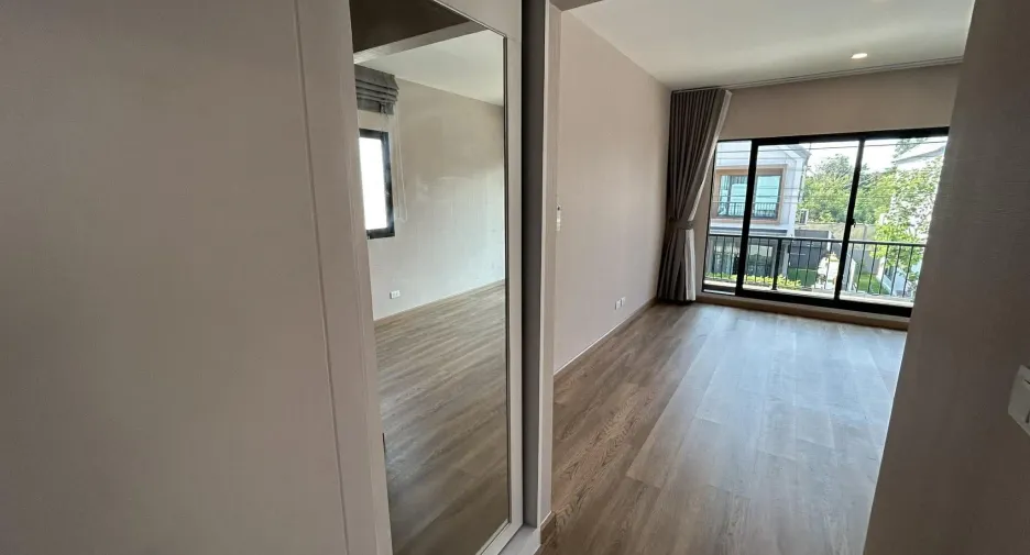 For rent 4 bedrooms house in Bang Kruai, Nonthaburi