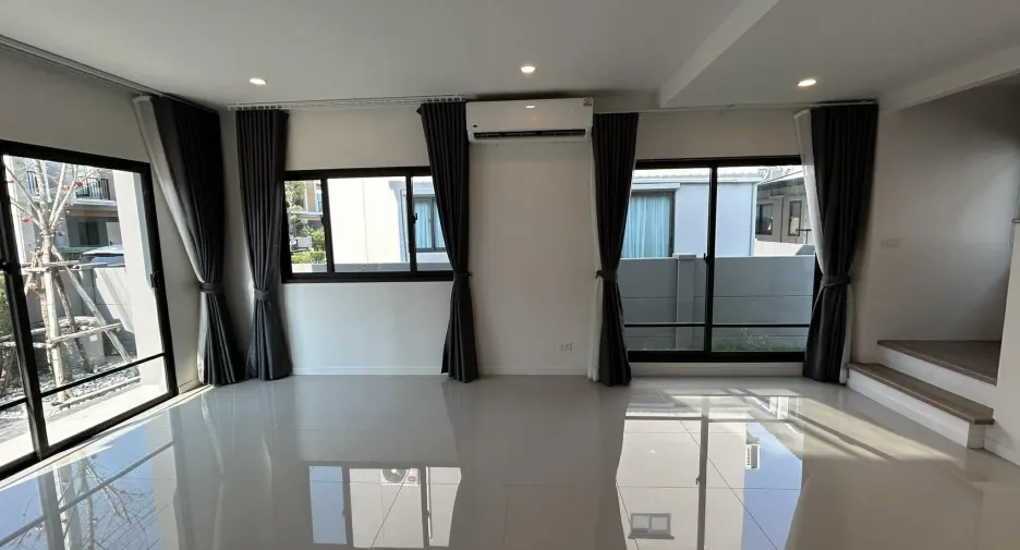 For rent 4 bedrooms house in Bang Kruai, Nonthaburi
