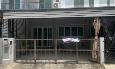出售 4 卧室 联排别墅 在 Bang Bua Thong, Nonthaburi