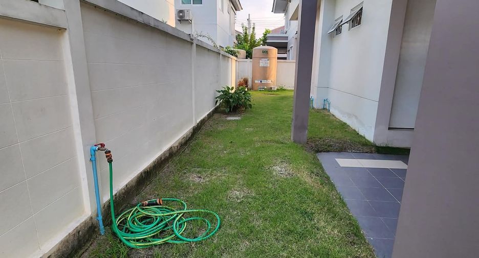 For sale and for rent 4 bedrooms house in Bang Kruai, Nonthaburi