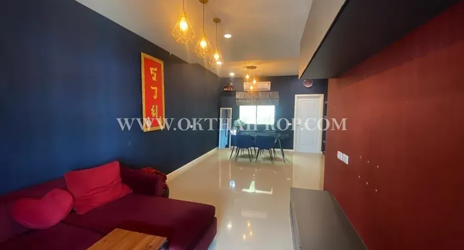 Продажа 3 спальни таунхаус в Mueang Pathum Thani, Патумтани