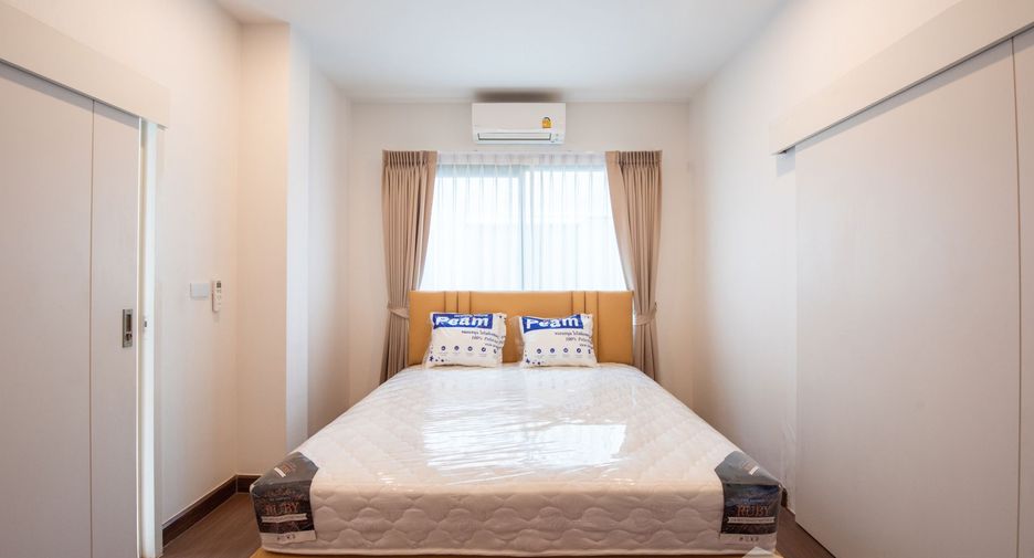 Casa en venta y en alquiler de 5 habitaciones en Bang Kruai, Nonthaburi