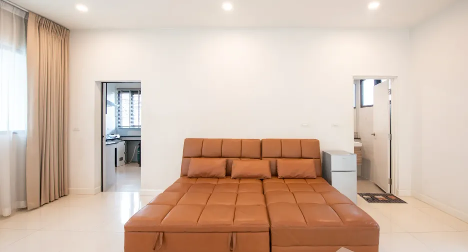 For sale and for rent 5 bedrooms house in Bang Kruai, Nonthaburi