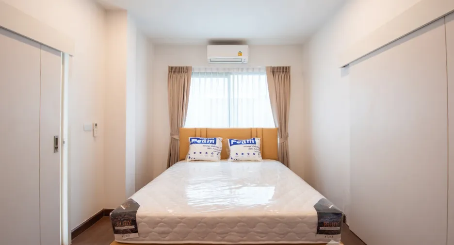 For sale and for rent 5 bedrooms house in Bang Kruai, Nonthaburi