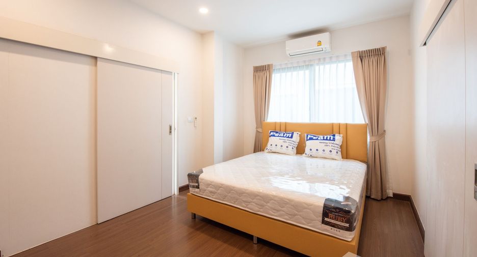 Casa en venta y en alquiler de 5 habitaciones en Bang Kruai, Nonthaburi