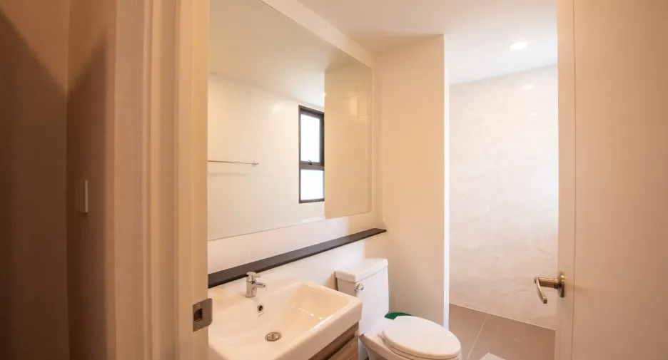 For sale and for rent 5 bedrooms house in Bang Kruai, Nonthaburi
