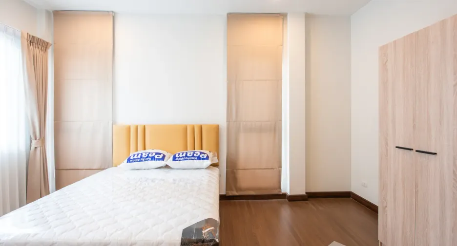 For sale and for rent 5 bedrooms house in Bang Kruai, Nonthaburi