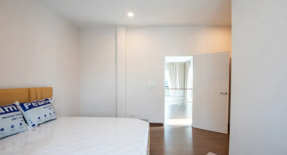 For sale and for rent 5 bedrooms house in Bang Kruai, Nonthaburi