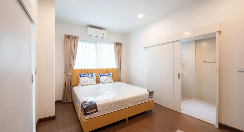 For sale and for rent 5 bedrooms house in Bang Kruai, Nonthaburi