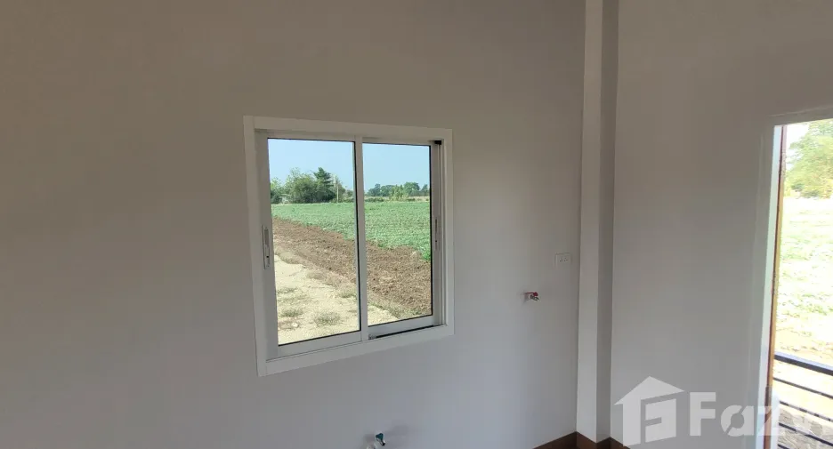 For sale 2 bedrooms house in Mueang Nakhon Sawan, Nakhon Sawan