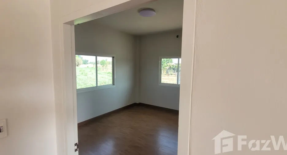 For sale 2 bedrooms house in Mueang Nakhon Sawan, Nakhon Sawan
