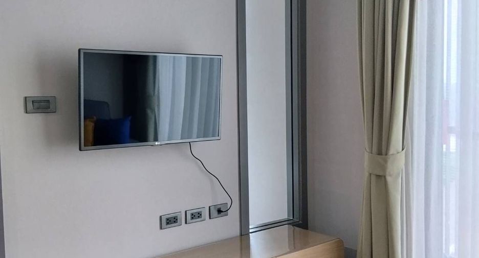 For sale 1 bed condo in Watthana, Bangkok