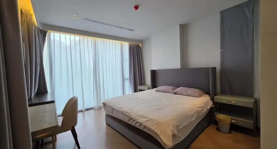 For rent 3 bedrooms condo in Watthana, Bangkok