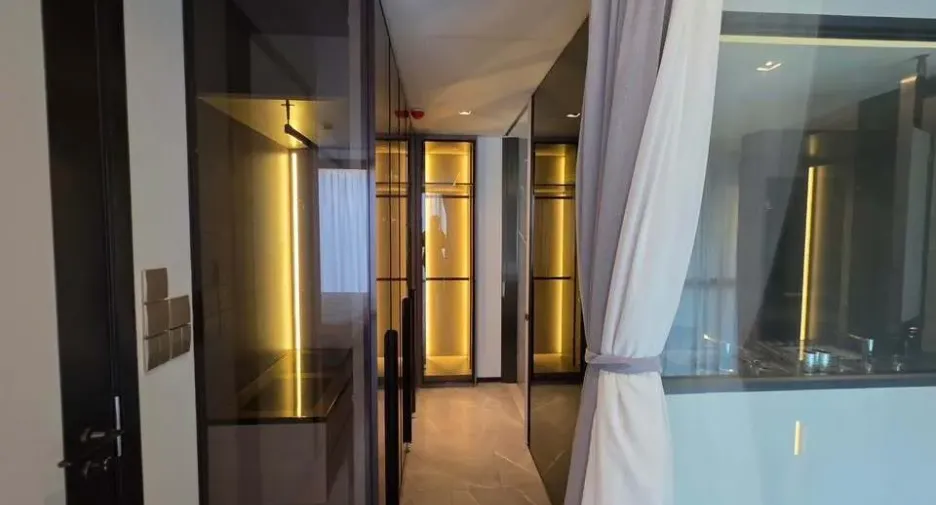 For rent 3 bedrooms condo in Watthana, Bangkok