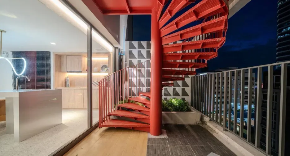 For rent studio condo in Huai Khwang, Bangkok