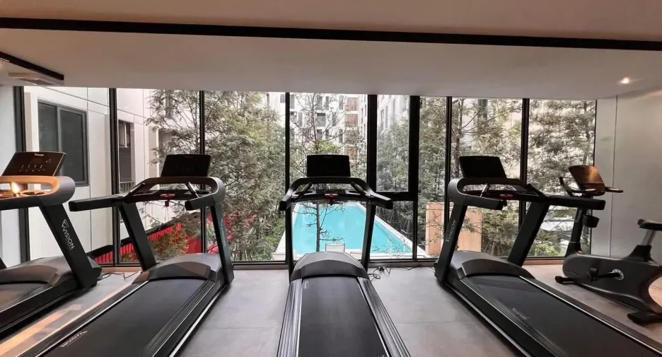 For rent studio condo in Huai Khwang, Bangkok