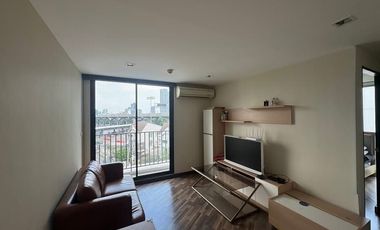 Condo en alquiler de 2 habitaciones en Bang Na, Bangkok