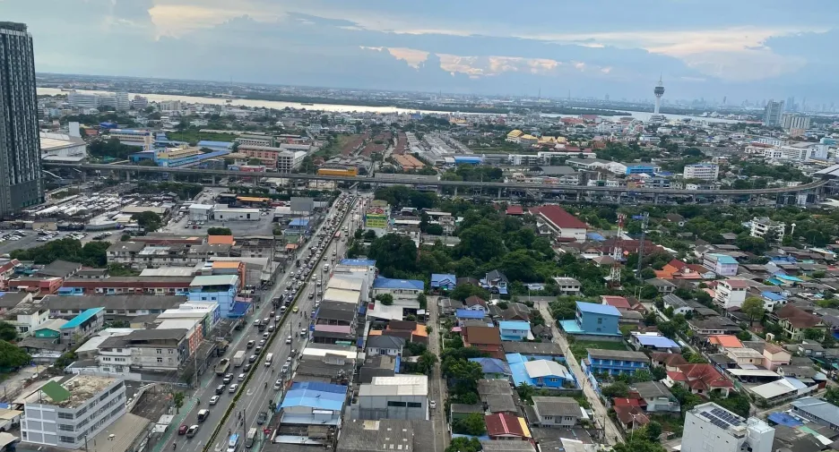À louer 1 chambre condo à Mueang Samut Prakan, Samut Prakan