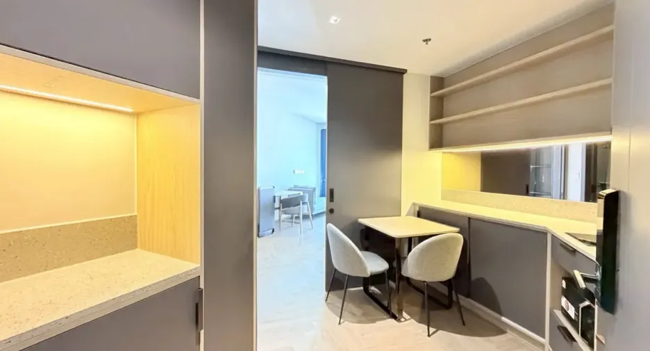 For rent 1 bed condo in Bang Rak, Bangkok