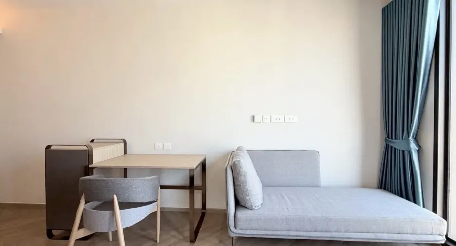 For rent 1 bed condo in Bang Rak, Bangkok