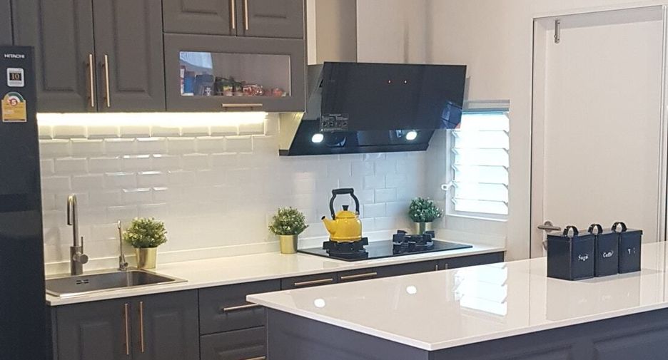 For rent 3 bedrooms house in Bang Phli, Samut Prakan
