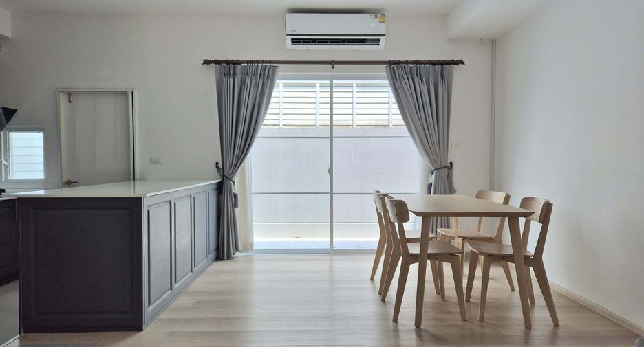 For rent 3 bedrooms house in Bang Phli, Samut Prakan