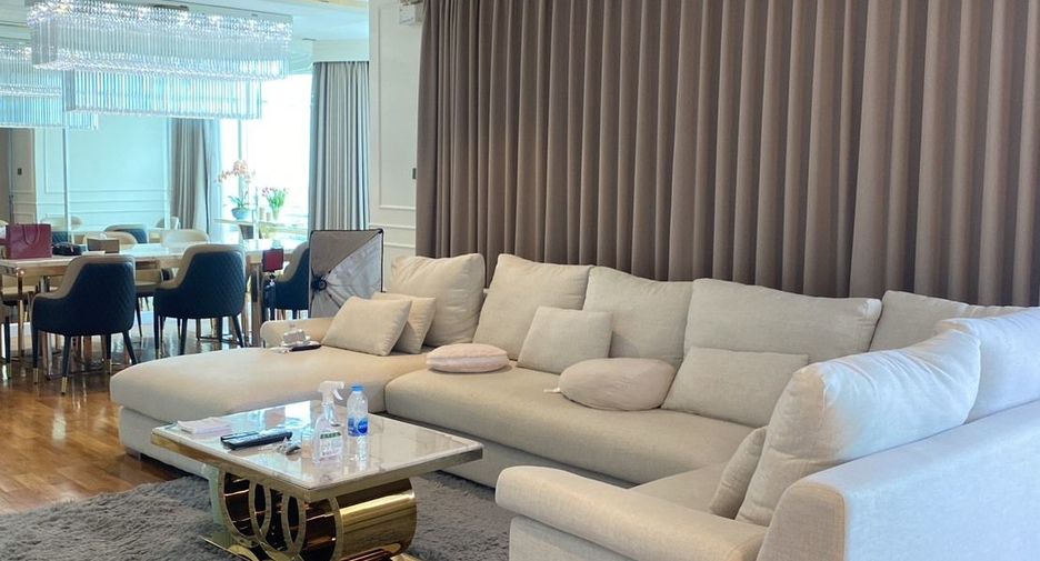 For sale 4 bedrooms condo in Bang Kho Laem, Bangkok