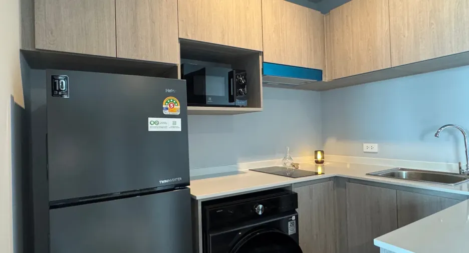 For rent 1 bed condo in Phaya Thai, Bangkok