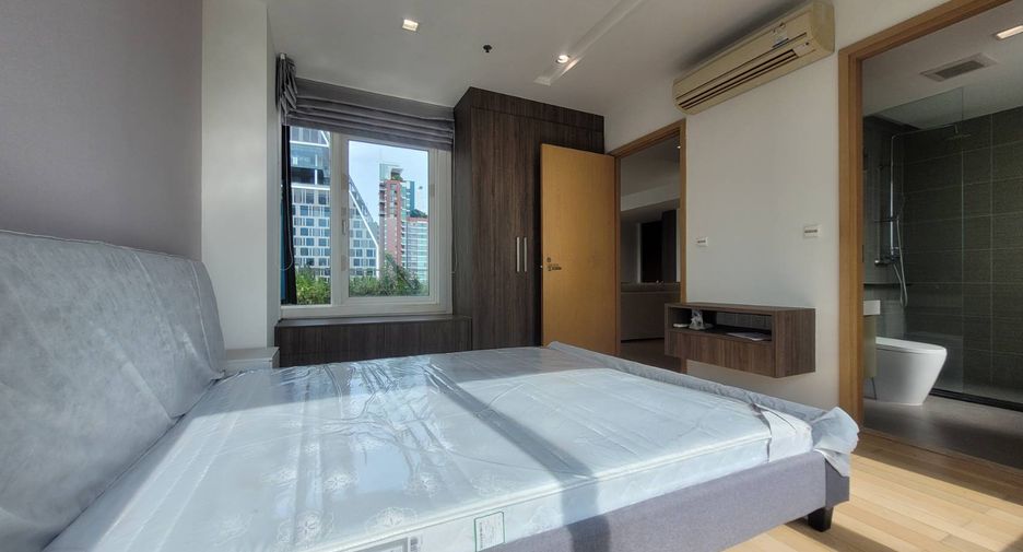 For rent and for sale 2 bedrooms condo in Khlong Toei, Bangkok