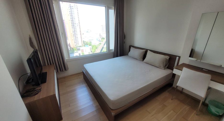 For rent 2 bedrooms condo in Khlong Toei, Bangkok