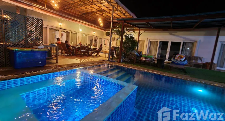 For sale 4 bedrooms villa in Hua Hin, Prachuap Khiri Khan