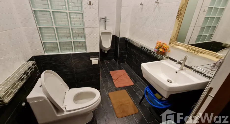 For sale 4 bedrooms villa in Hua Hin, Prachuap Khiri Khan