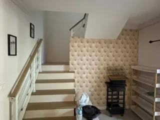 Casa adosada en alquiler de 3 habitaciones en Suan Luang, Bangkok