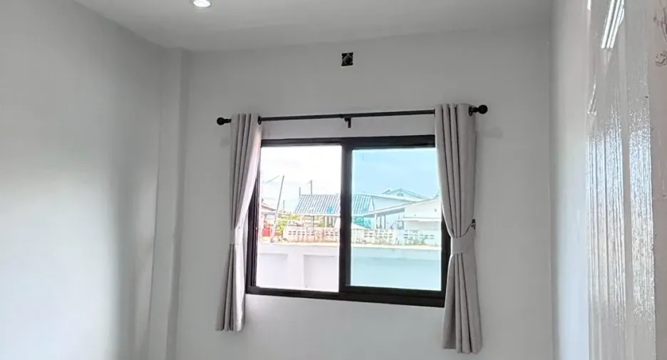 出售 3 卧室 独立屋 在 Klaeng, Rayong