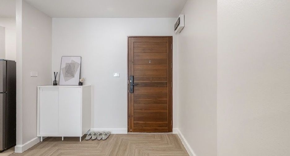 For sale 2 bedrooms condo in Watthana, Bangkok