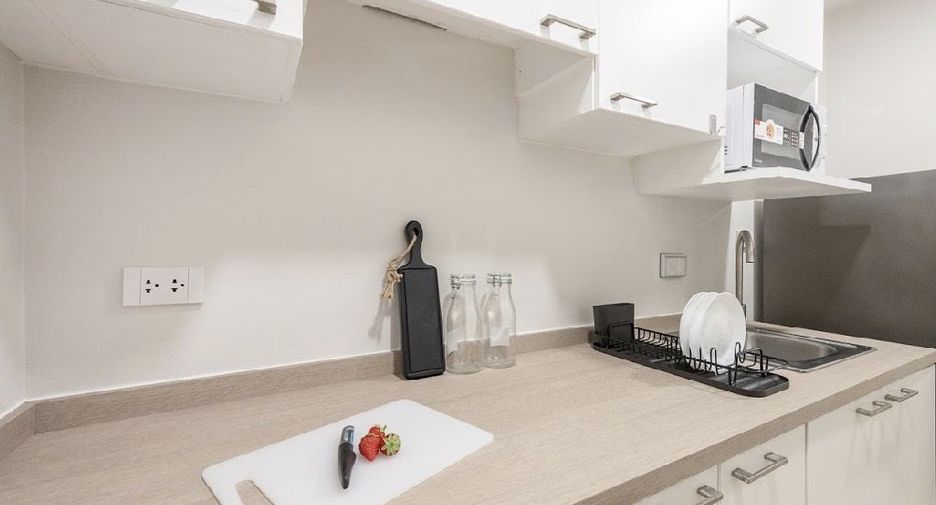For sale 2 bedrooms condo in Watthana, Bangkok