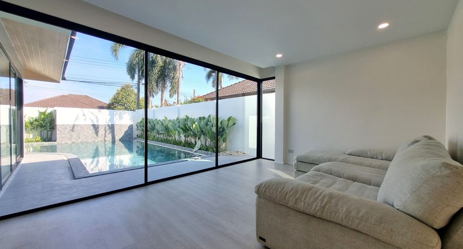 For sale 4 bedrooms villa in Thalang, Phuket