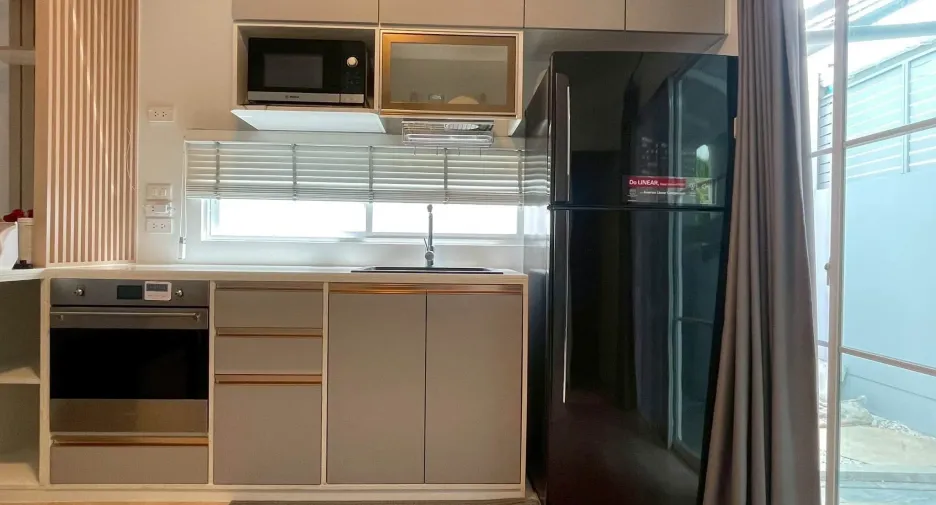 For rent 2 bedrooms townhouse in Bang Phli, Samut Prakan