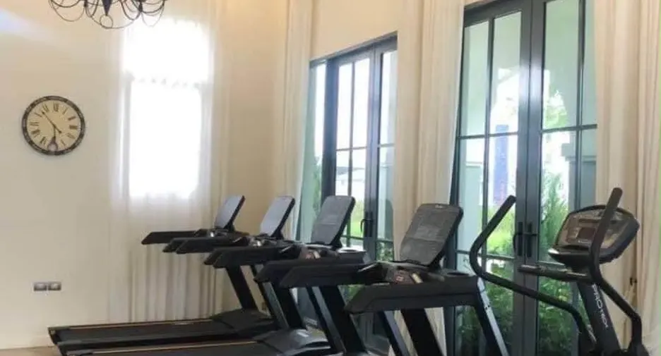 For rent 2 bedrooms townhouse in Bang Phli, Samut Prakan