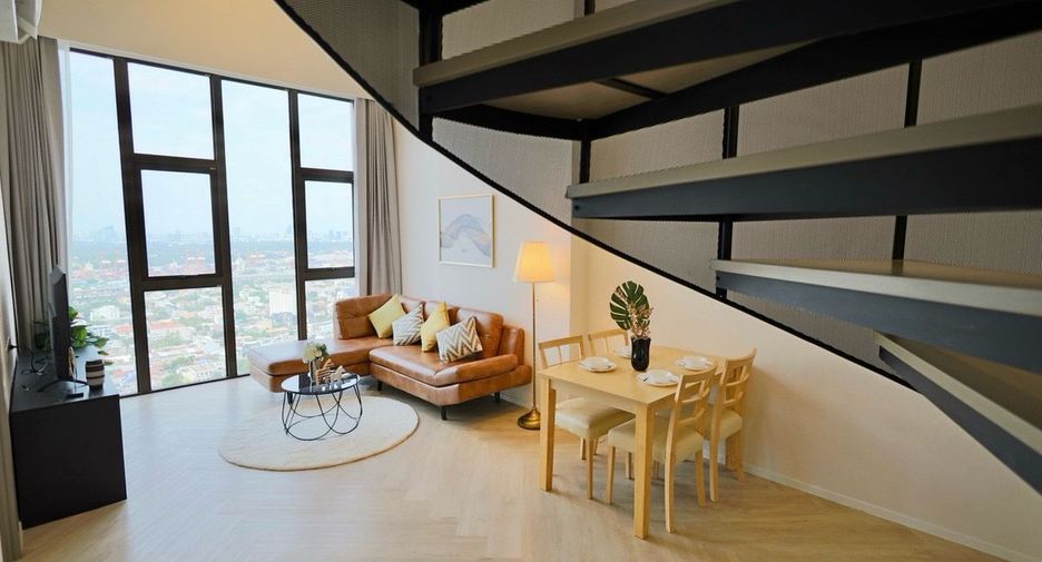 For rent 2 bedrooms condo in Phra Khanong, Bangkok