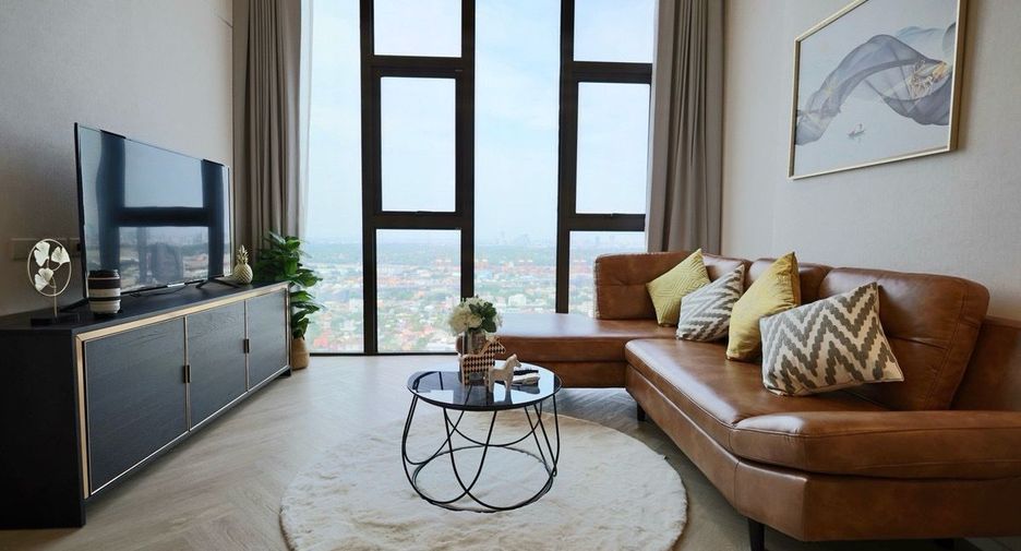 For rent 2 bedrooms condo in Phra Khanong, Bangkok