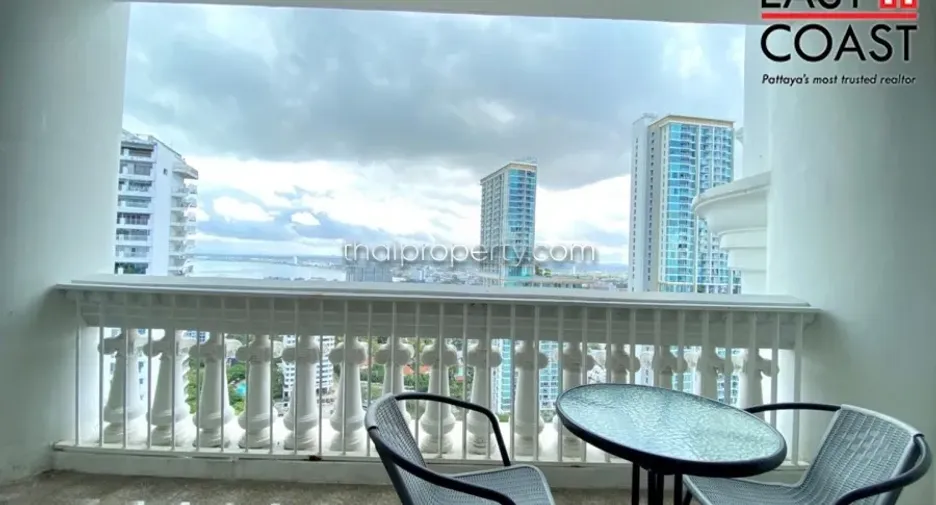 For rent and for sale 1 bed condo in Bang Lamung, Chonburi