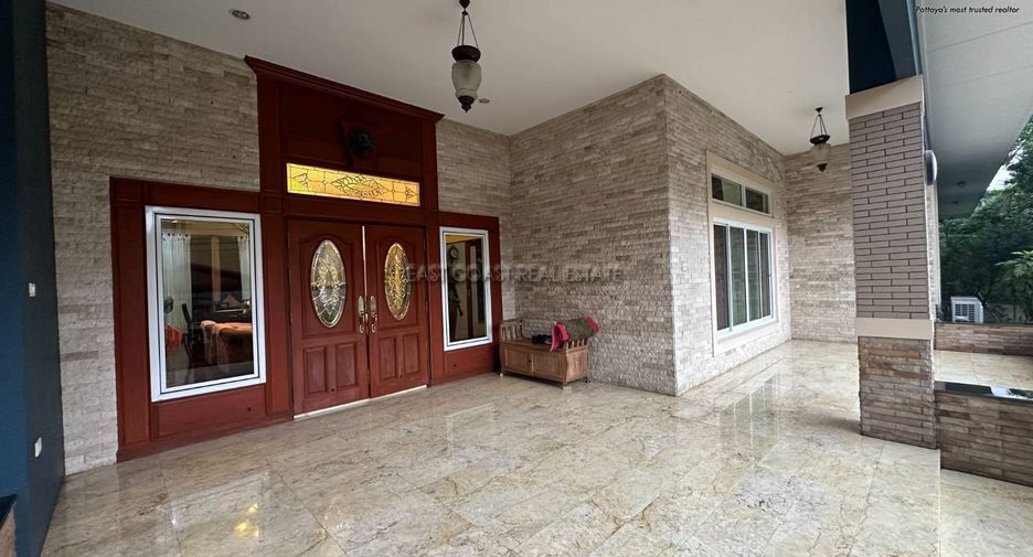 For sale 3 bedrooms house in Jomtien, Pattaya