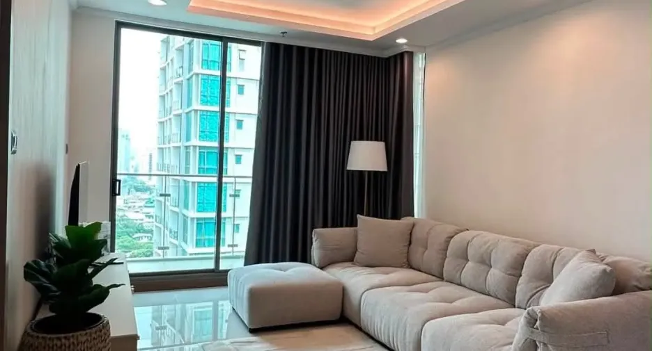 For rent 2 bedrooms condo in Watthana, Bangkok