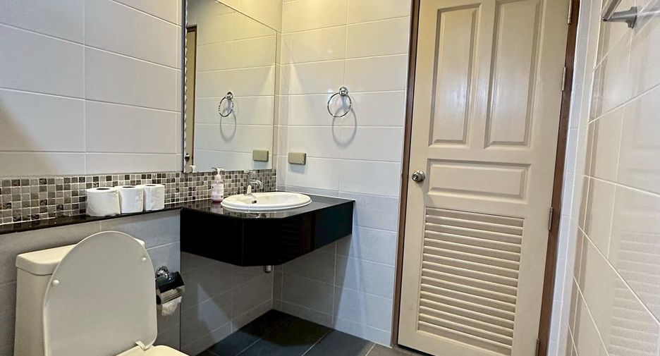 For rent 3 bedrooms villa in Hua Hin, Prachuap Khiri Khan