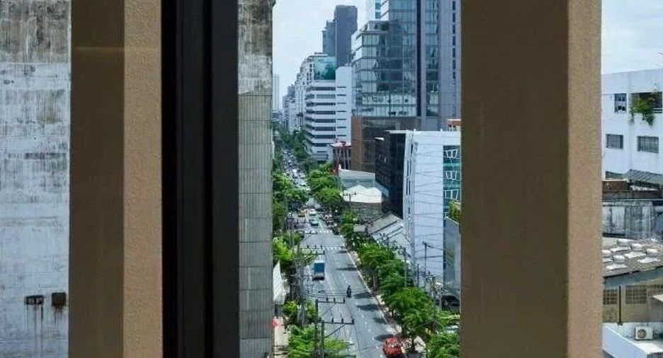 Condo en alquiler de 1 habitaciones en Bang Rak, Bangkok