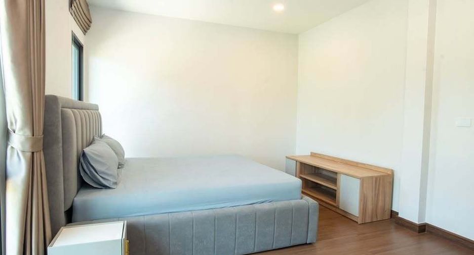 For rent 4 bedrooms house in Bang Phli, Samut Prakan