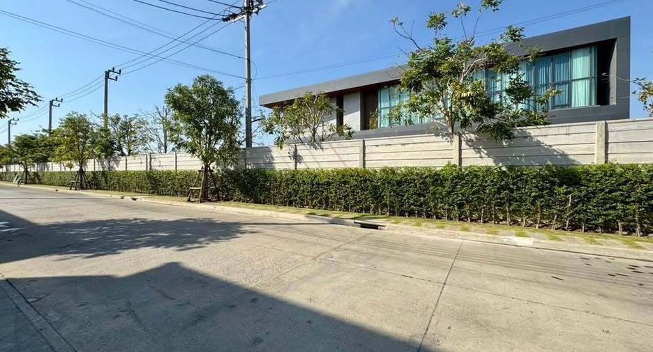 For rent 4 bedrooms house in Bang Phli, Samut Prakan